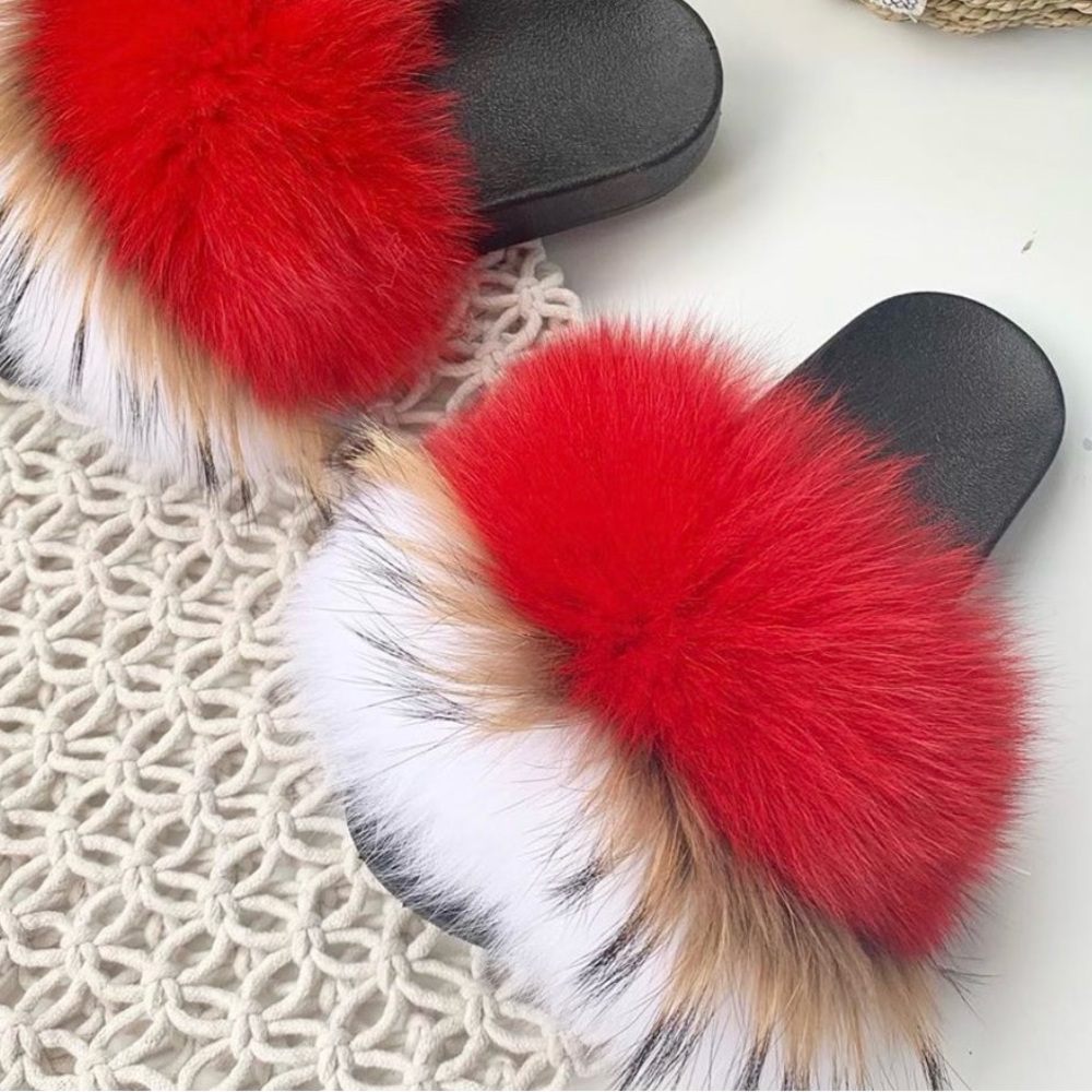 Stylish Red Fur Women's Slides